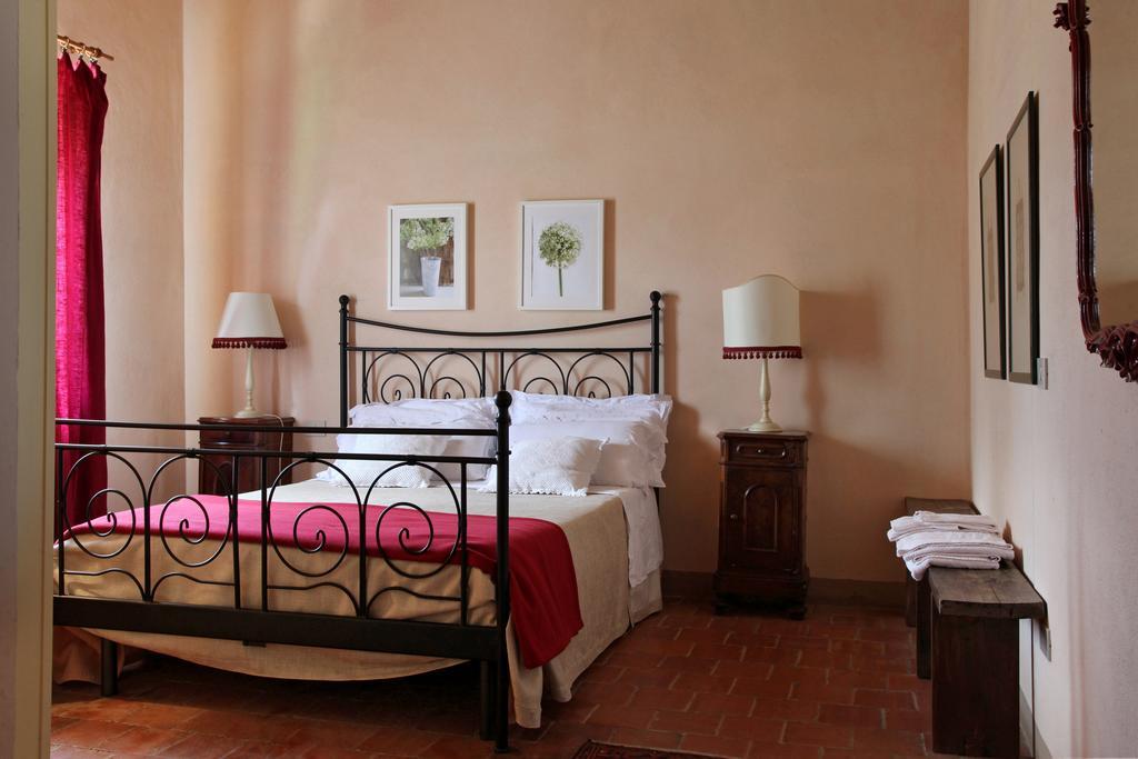 Agriturismo San Lorenzo Della Rabatta Cenerente Zimmer foto
