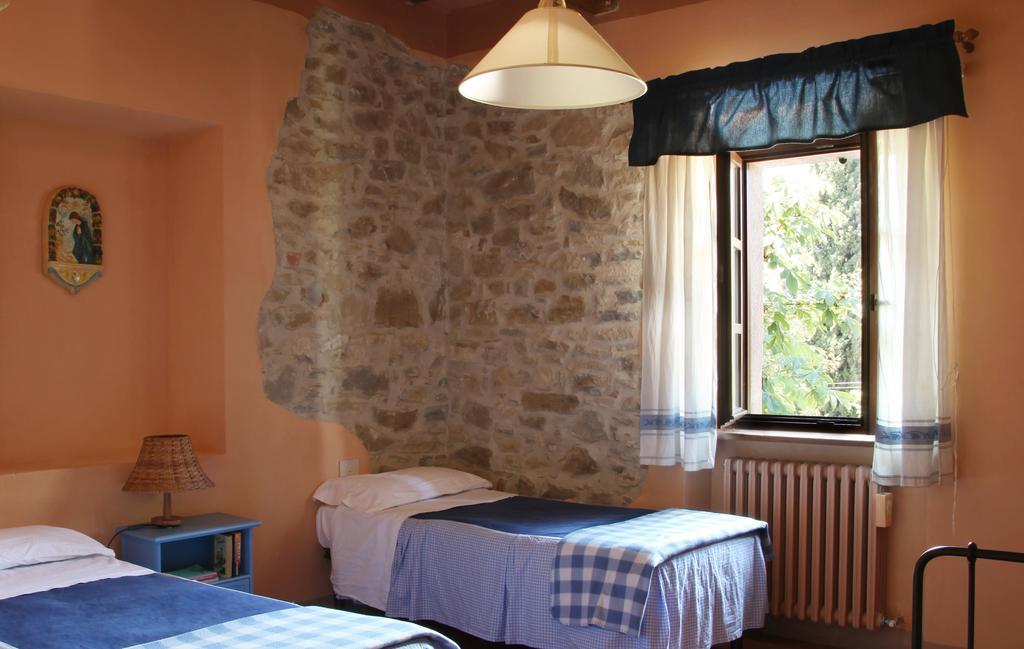 Agriturismo San Lorenzo Della Rabatta Cenerente Zimmer foto