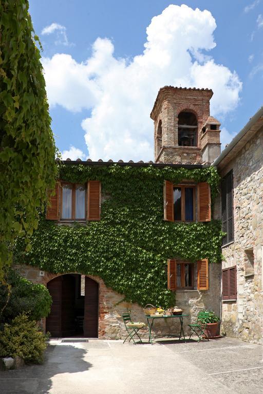 Agriturismo San Lorenzo Della Rabatta Cenerente Zimmer foto